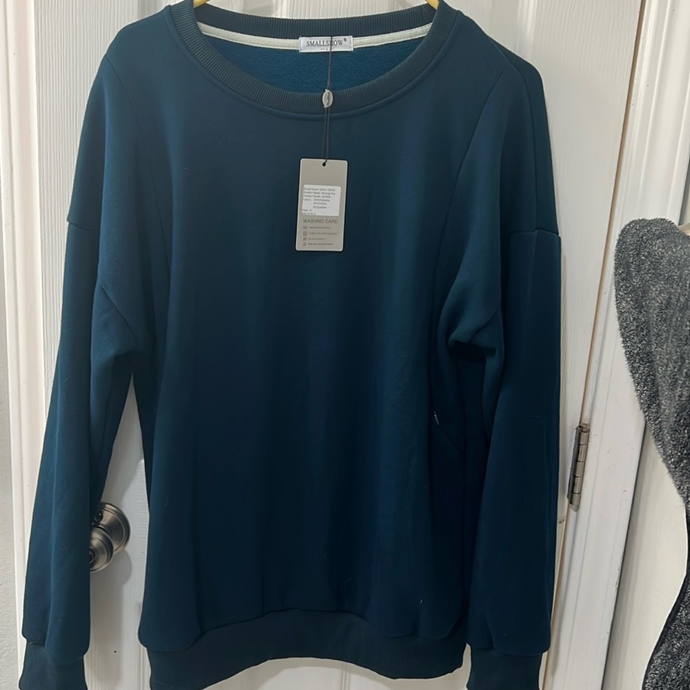 NWT nursing sweatshirt